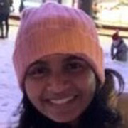 Portraitbild von Claudia Fernando