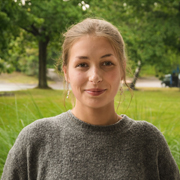 Portraitbild von Nele Peglow